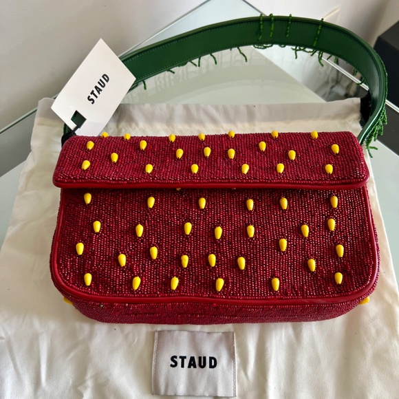 STAUD Tommy Beaded Bag Strawberry Dream - Picture 7 of 10